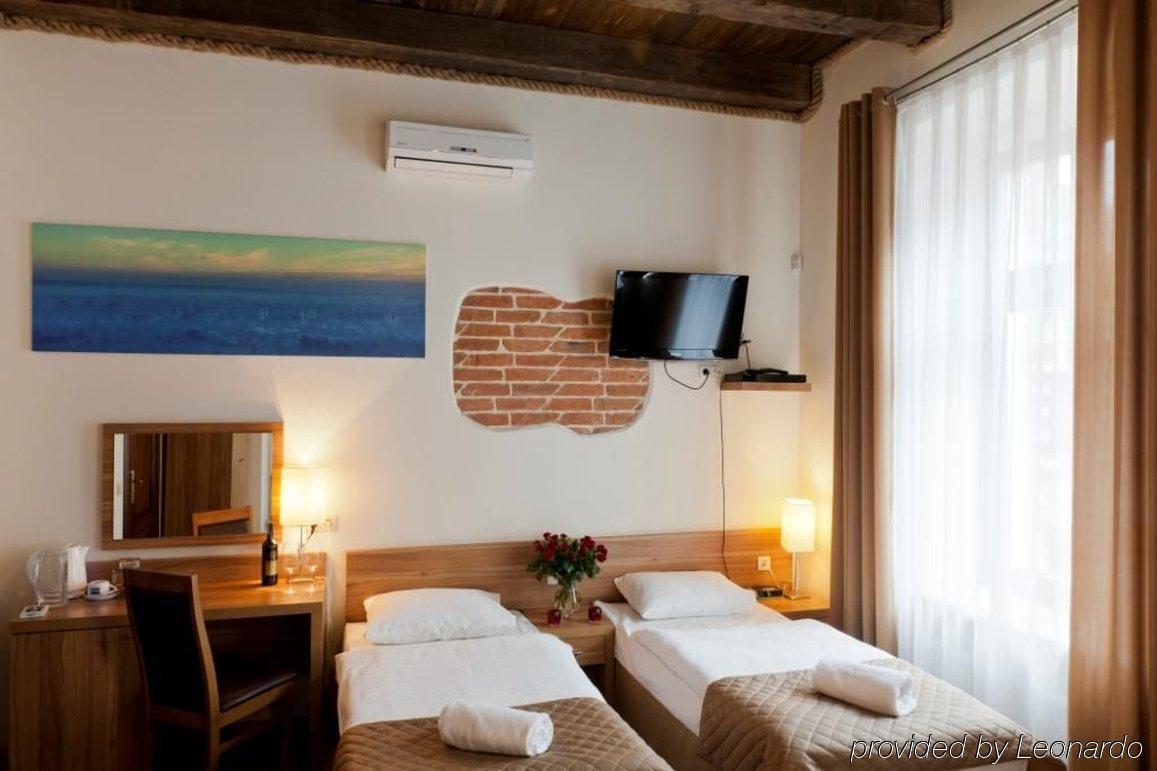 Pergamin 3* Kraków